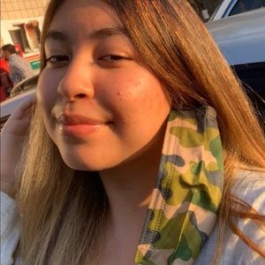 Meet your Posher, Noelia